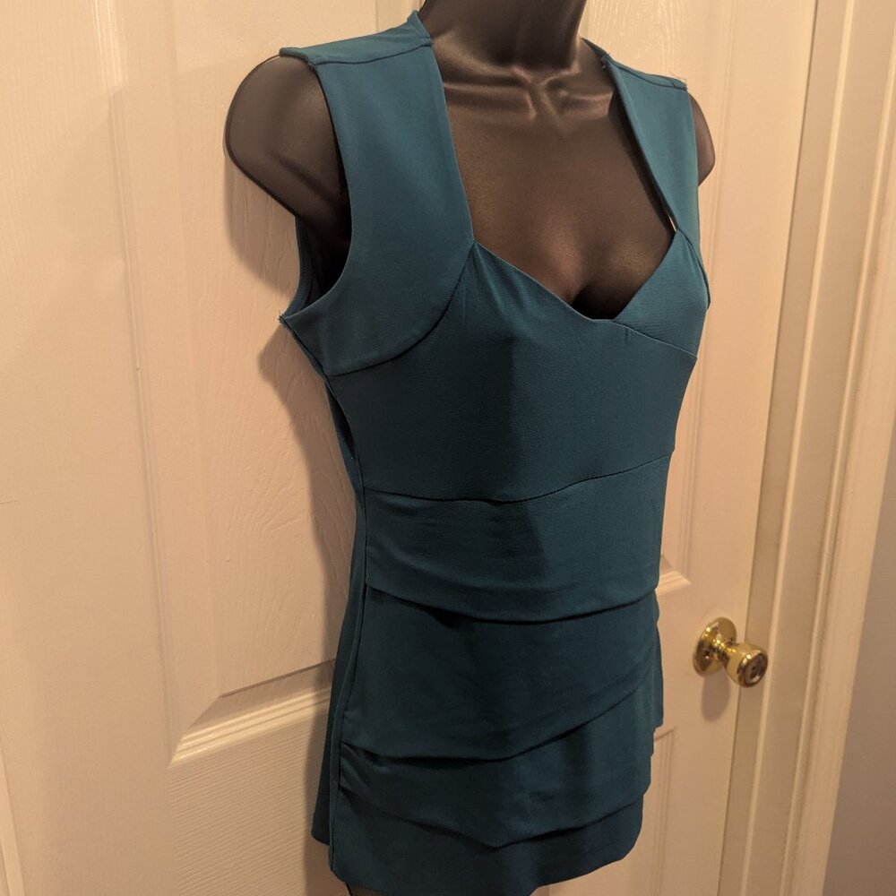NWT 7th Avenue New York teal tiered sleeveless top - small
